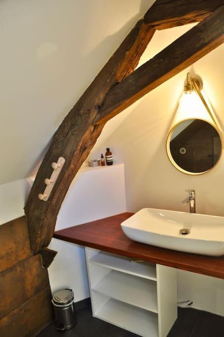 Ferienhaus Confortable Maison Familiale A L'entree Du Village Medieval *